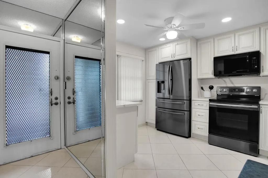 4701 Martinique Drive Coconut Creek FL 33066