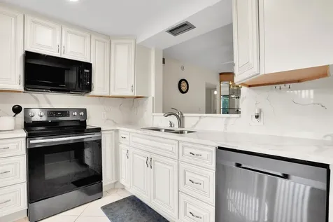 4701 Martinique Drive Coconut Creek FL 33066