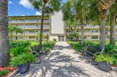 4701 Martinique Drive Coconut Creek FL 33066