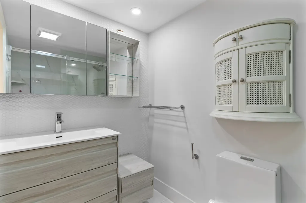 3499 Oaks Way Pompano Beach FL 33069