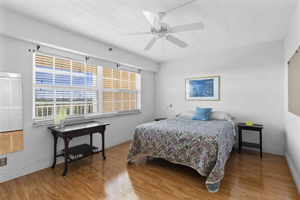 3499 Oaks Way Pompano Beach FL 33069