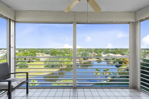 3499 Oaks Way Pompano Beach FL 33069