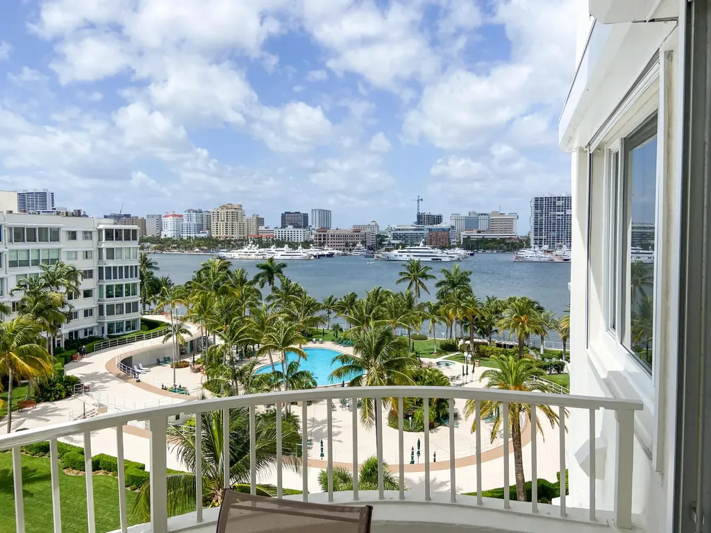 44 Cocoanut Row Palm Beach FL 33480
