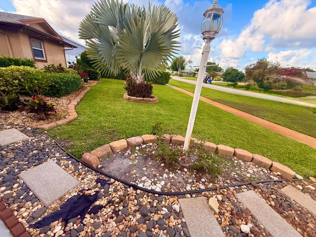 5279 W Woodstone Circle Circle W Lake Worth FL 33463