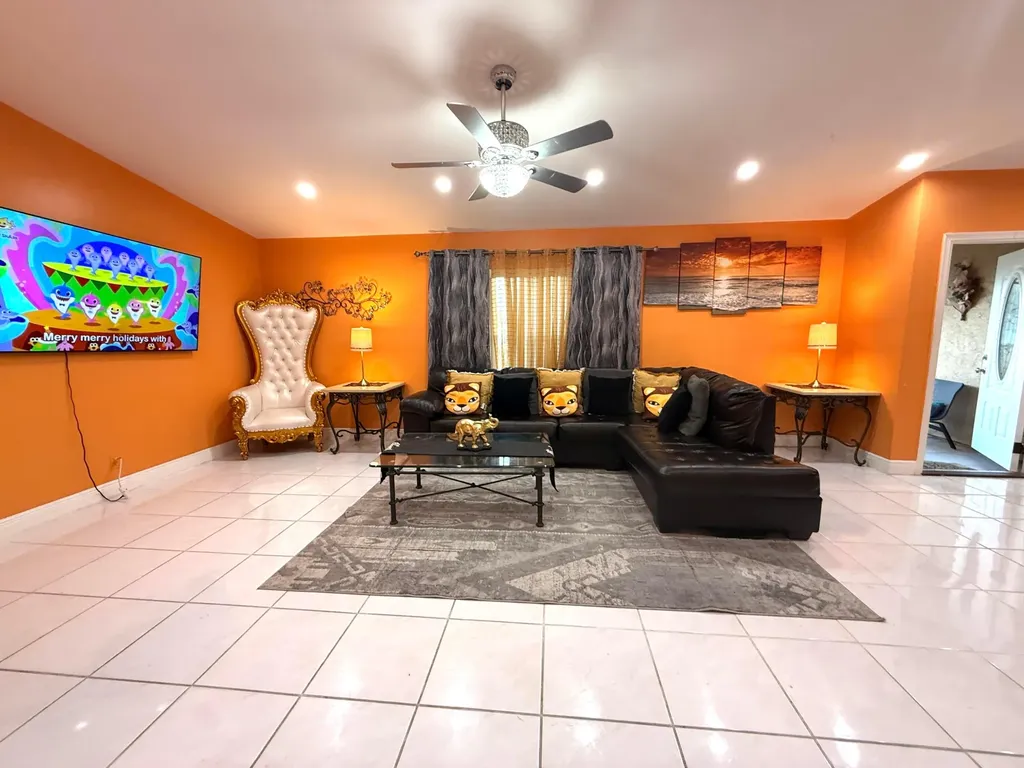 5279 W Woodstone Circle Circle W Lake Worth FL 33463