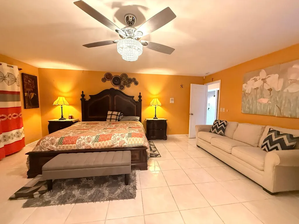 5279 W Woodstone Circle Circle W Lake Worth FL 33463