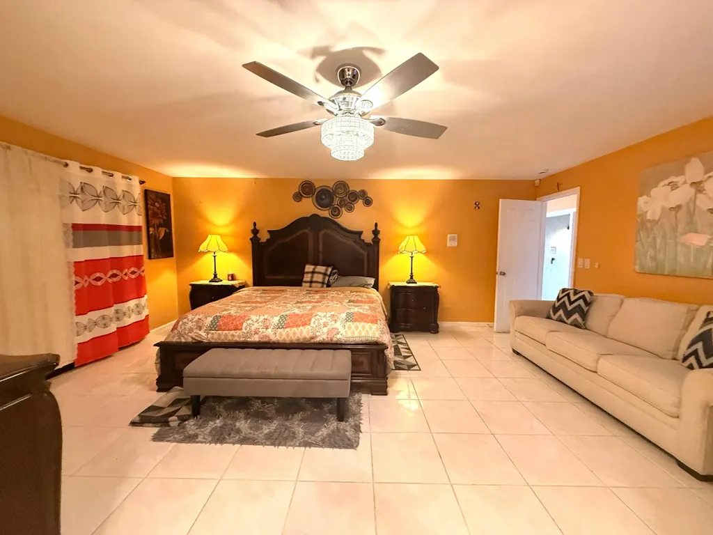 5279 W Woodstone Circle Circle W Lake Worth FL 33463