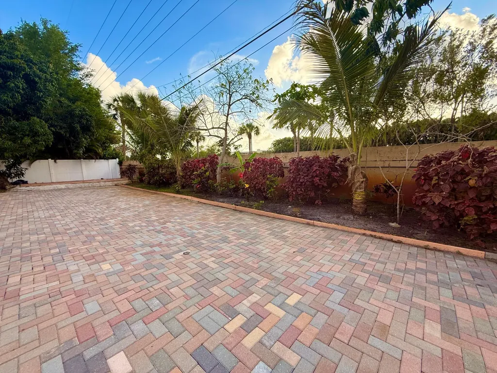 5279 W Woodstone Circle Circle W Lake Worth FL 33463
