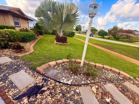 5279 W Woodstone Circle Circle W Lake Worth FL 33463