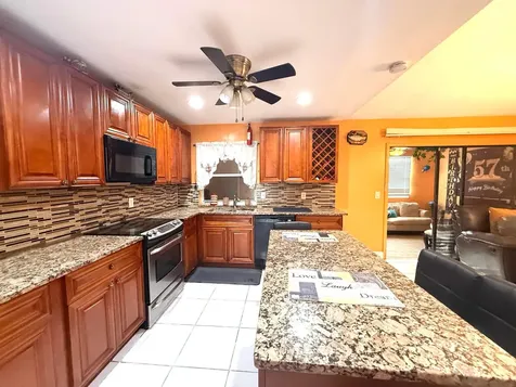 5279 W Woodstone Circle Circle W Lake Worth FL 33463