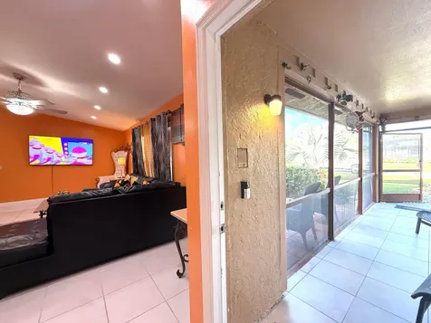 5279 W Woodstone Circle Circle W Lake Worth FL 33463