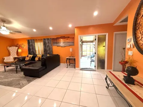 5279 W Woodstone Circle Circle W Lake Worth FL 33463
