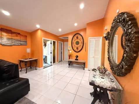 5279 W Woodstone Circle Circle W Lake Worth FL 33463