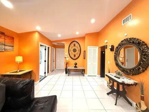 5279 W Woodstone Circle Circle W Lake Worth FL 33463