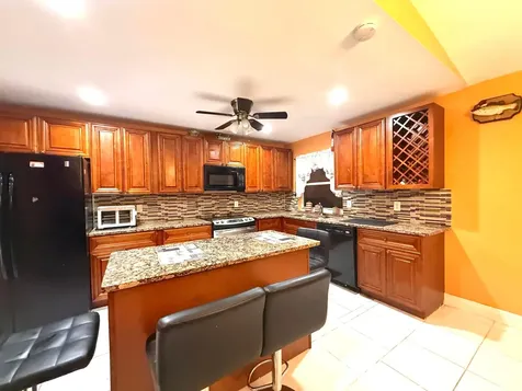 5279 W Woodstone Circle Circle W Lake Worth FL 33463