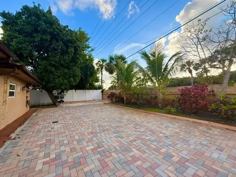 5279 W Woodstone Circle Circle W Lake Worth FL 33463