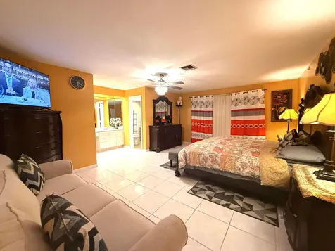 5279 W Woodstone Circle Circle W Lake Worth FL 33463
