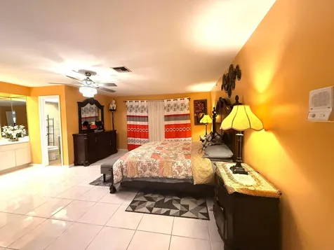 5279 W Woodstone Circle Circle W Lake Worth FL 33463