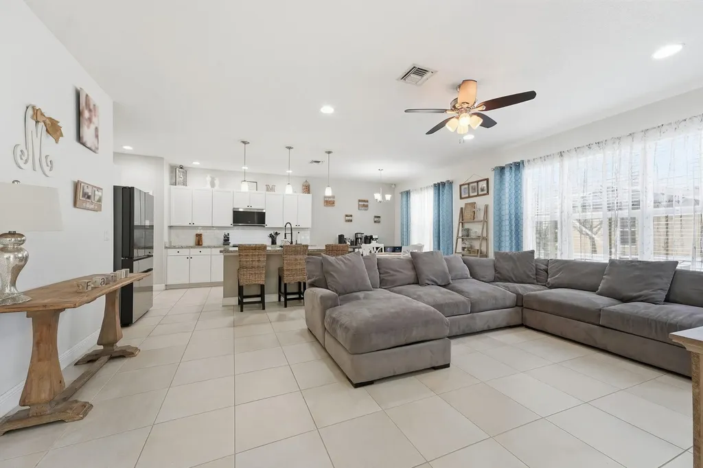 1416 NW Leonardo Circle Port St Lucie FL 34986