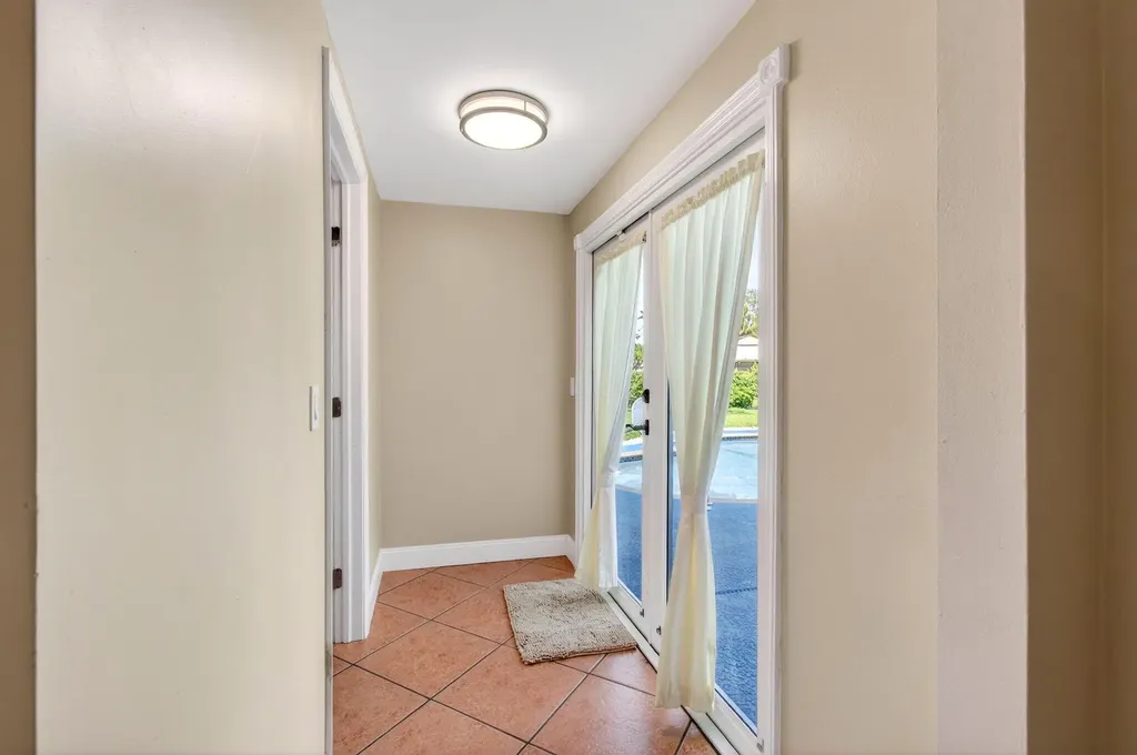 5333 Limewood Court Boynton Beach FL 33472