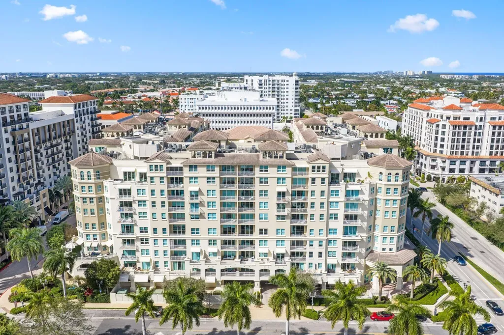 99 SE Mizner Boulevard Boca Raton FL 33432