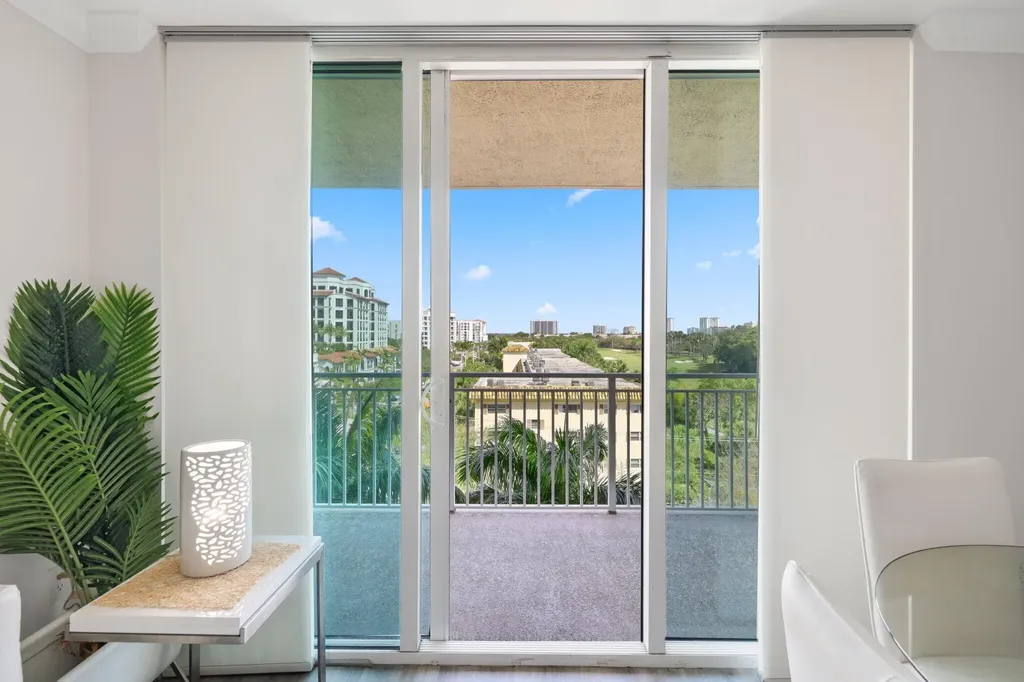 99 SE Mizner Boulevard Boca Raton FL 33432
