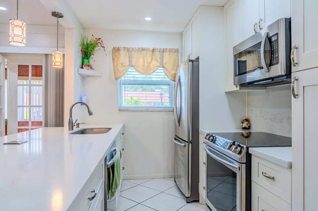 4675 NW 3rd Court Delray Beach FL 33445