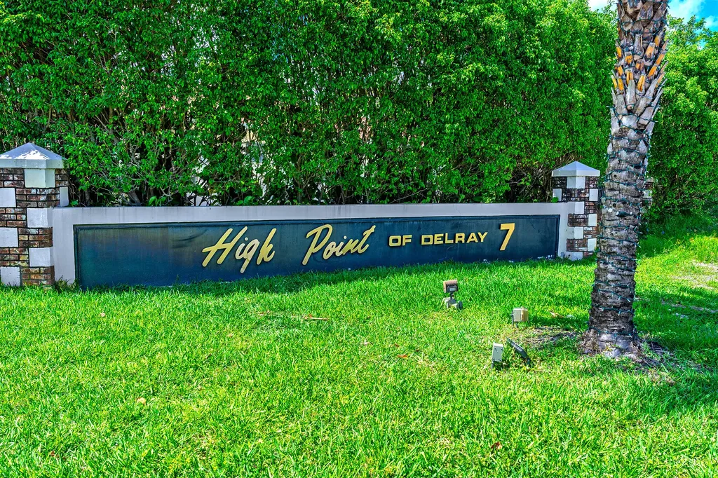 4675 NW 3rd Court Delray Beach FL 33445
