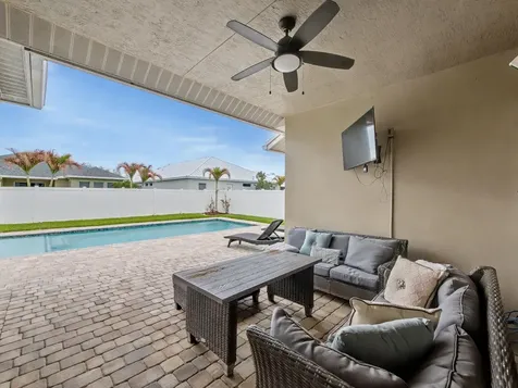 10492 SW Sarah Way Port St Lucie FL 34987