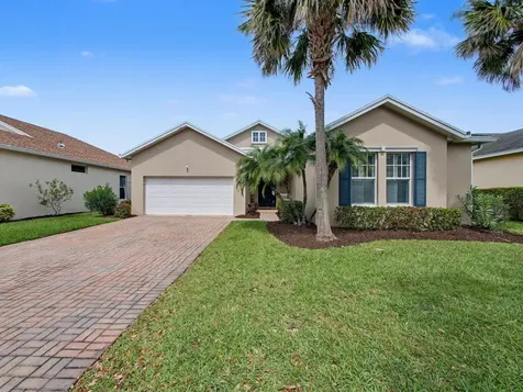 10492 SW Sarah Way Port St Lucie FL 34987