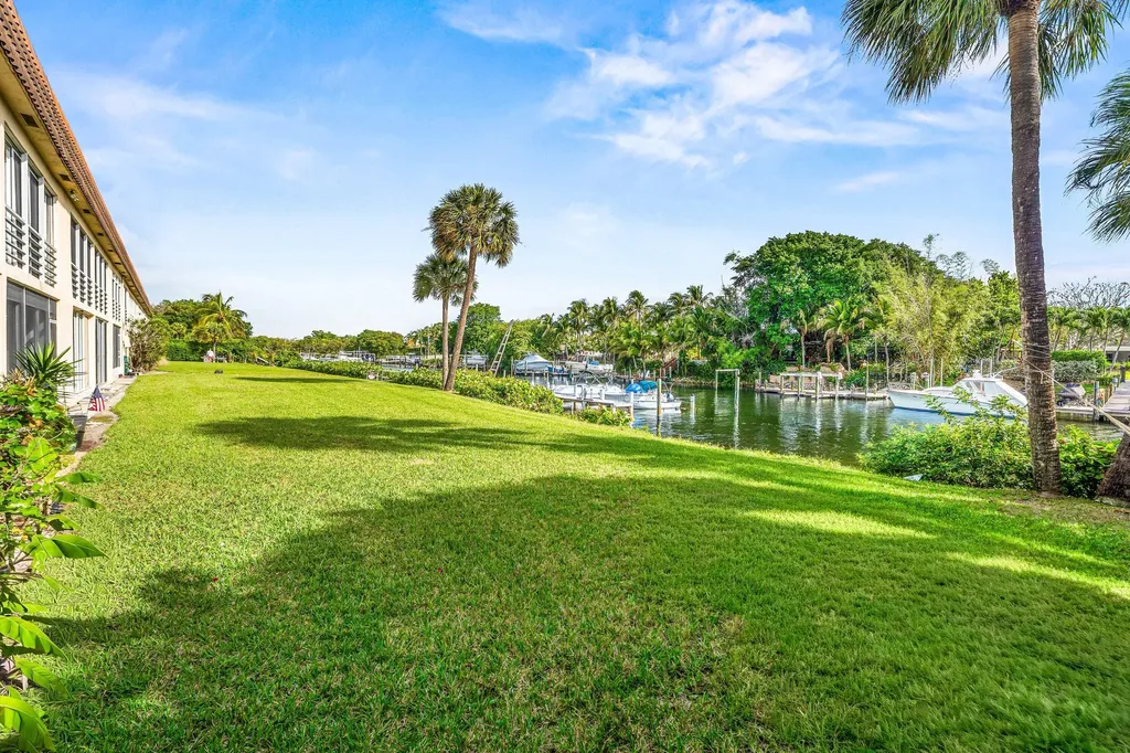 342 Southwind Drive North Palm Beach FL 33408