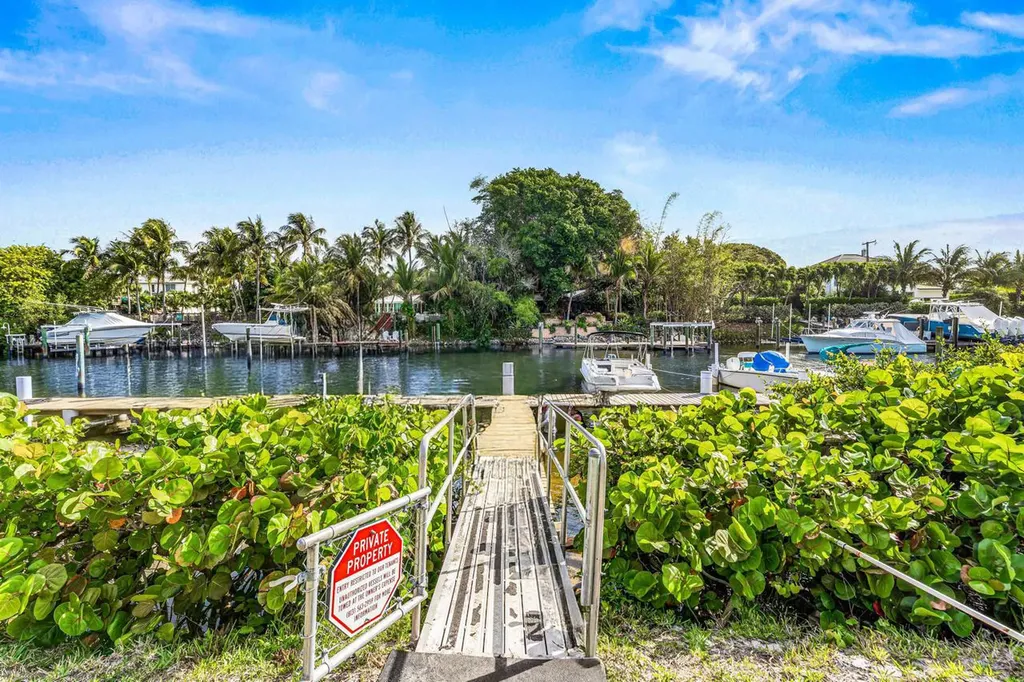 342 Southwind Drive North Palm Beach FL 33408