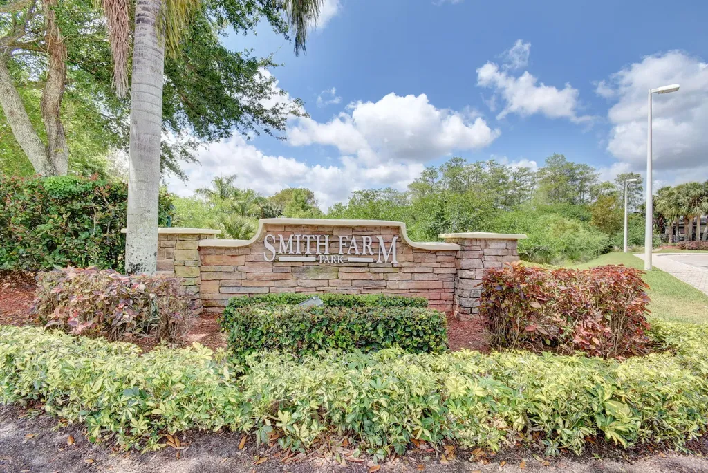 6172 Oak Bluff Way Lake Worth FL 33467