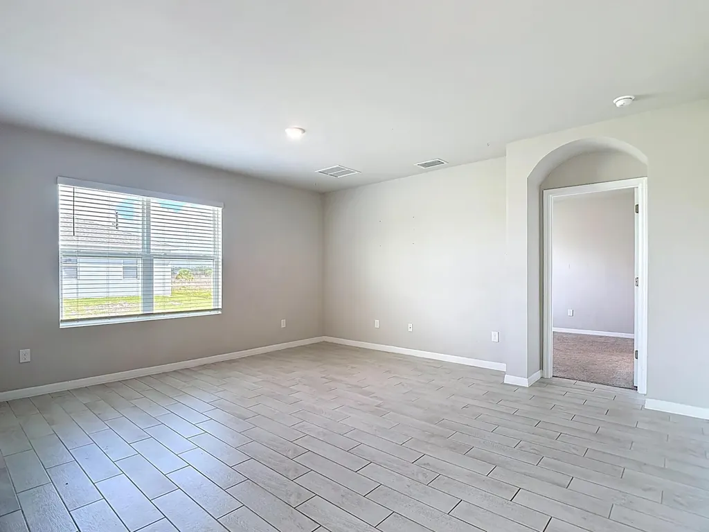524 W Glendale Avenue Labelle FL 33935