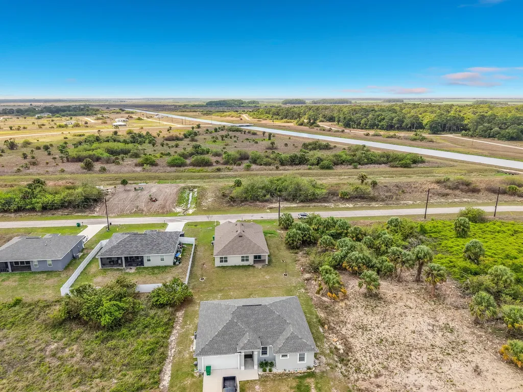 524 W Glendale Avenue Labelle FL 33935