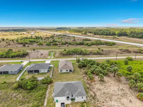 524 W Glendale Avenue Labelle FL 33935