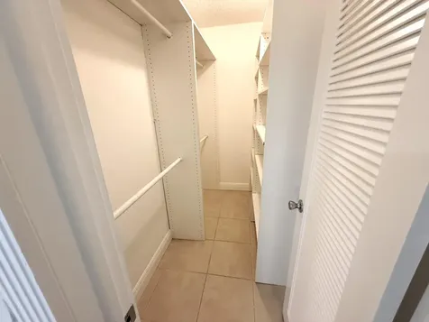 586 Normandy M Delray Beach FL 33484
