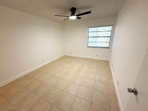 586 Normandy M Delray Beach FL 33484