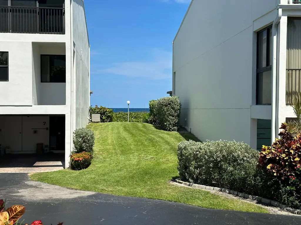 2175 S Ocean Boulevard Delray Beach FL 33483