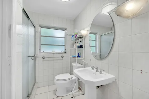 1331 S Palmway Lake Worth Beach FL 33460