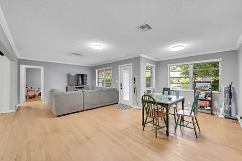 1331 S Palmway Lake Worth Beach FL 33460