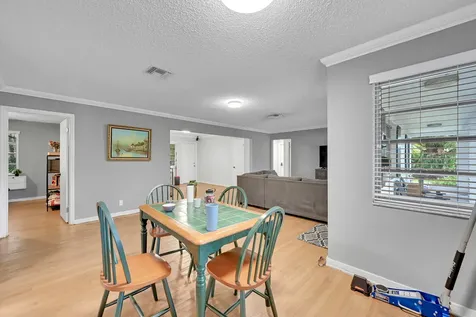 1331 S Palmway Lake Worth Beach FL 33460