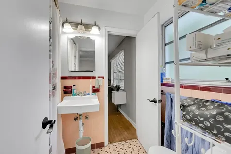 1331 S Palmway Lake Worth Beach FL 33460
