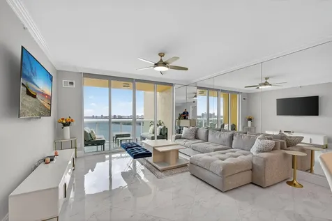 2650 Lake Shore Riviera Beach FL 33404