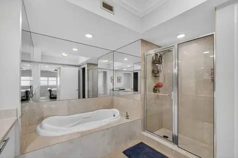 2650 Lake Shore Riviera Beach FL 33404