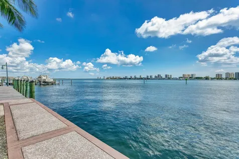 2650 Lake Shore Riviera Beach FL 33404