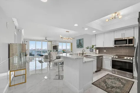 2650 Lake Shore Riviera Beach FL 33404