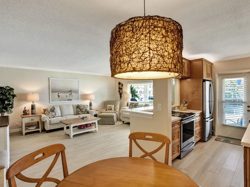 2866 NE 30th Street Fort Lauderdale FL 33306