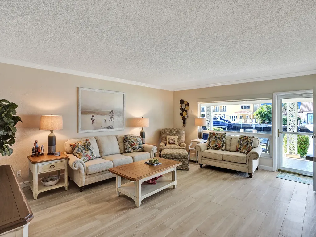 2866 NE 30th Street Fort Lauderdale FL 33306
