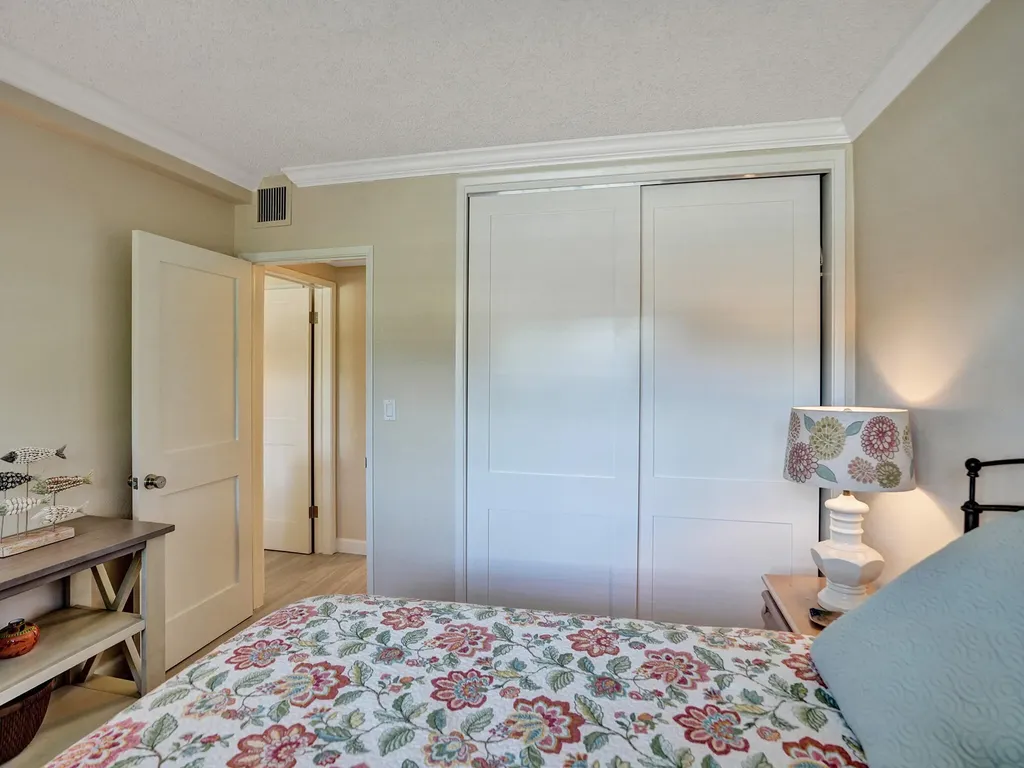 2866 NE 30th Street Fort Lauderdale FL 33306